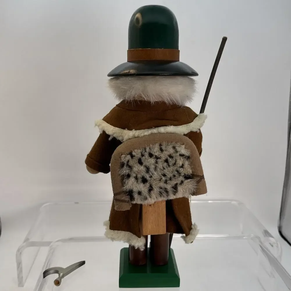 Vintage - Steinbach German Nutcracker, Brown Coat Shepherd, S710, 15 inch